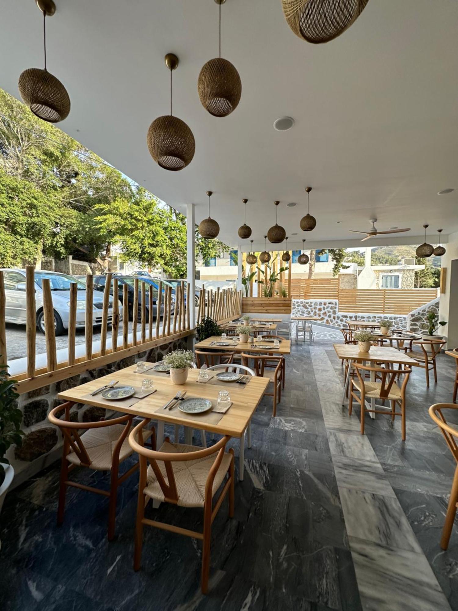 Spongia Hotel Suites & Spa Myrties Ngoại thất bức ảnh