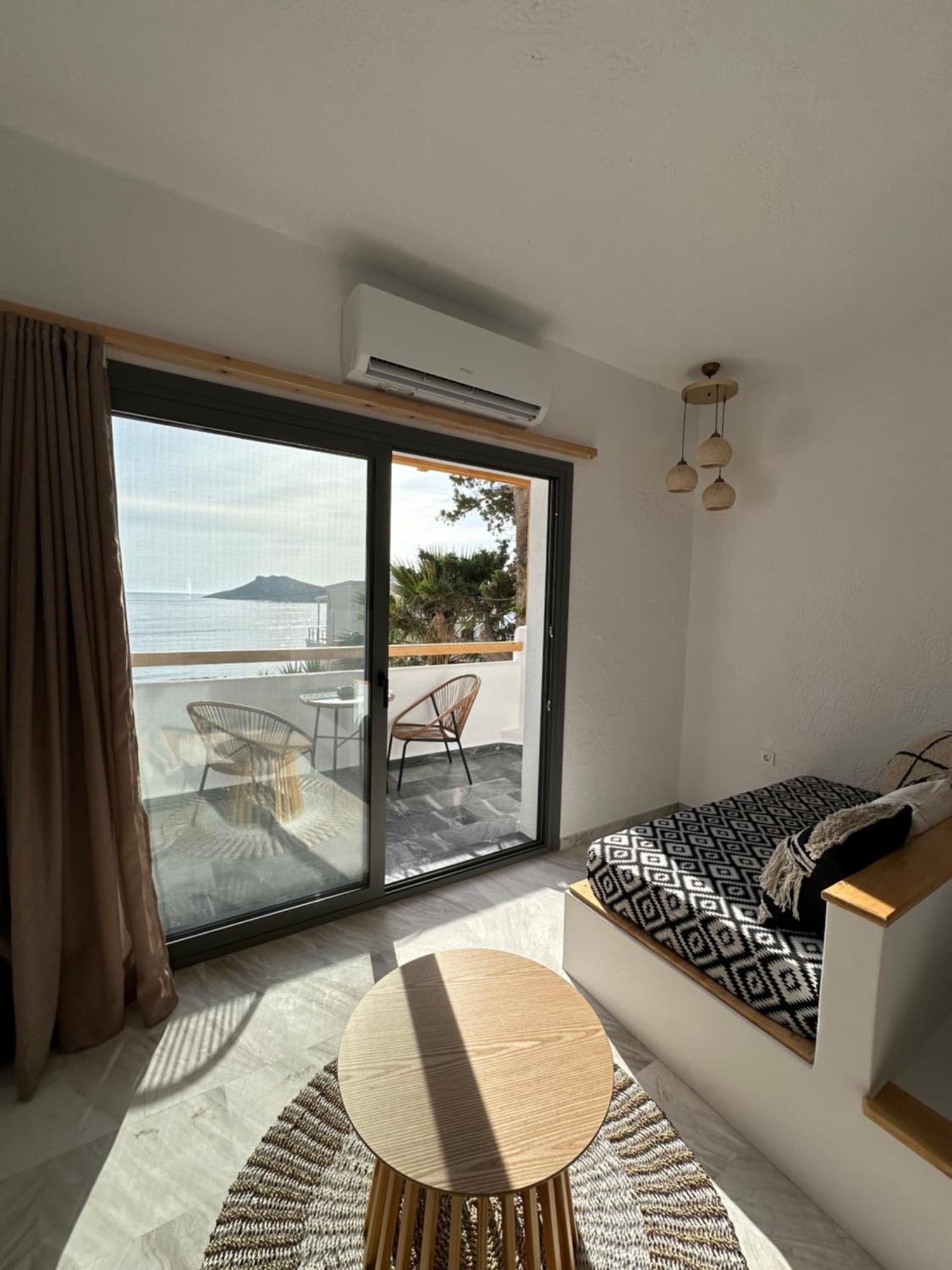 Spongia Hotel Suites & Spa Myrties Ngoại thất bức ảnh