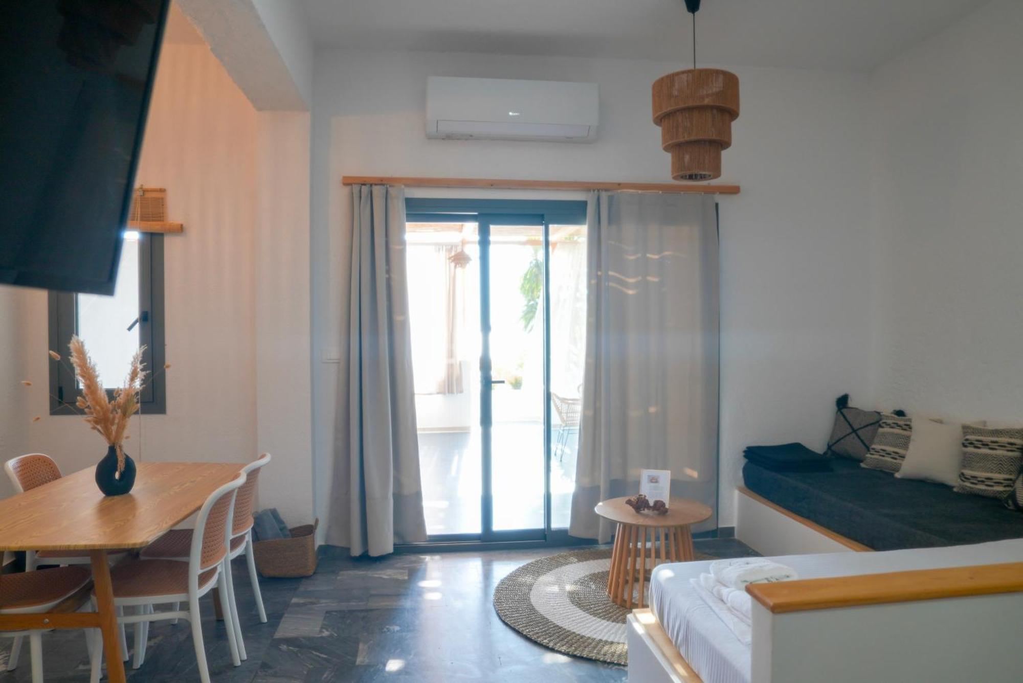 Spongia Hotel Suites & Spa Myrties Ngoại thất bức ảnh